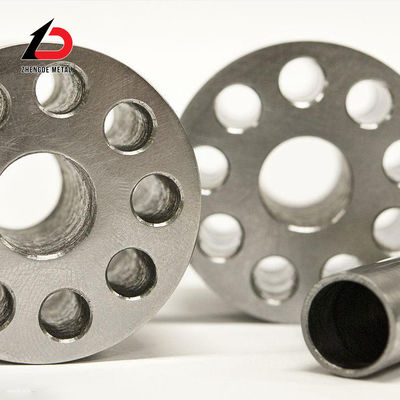 China Manufacture Forged Weld Neck Stainless Steel/Carbon Steel Flange