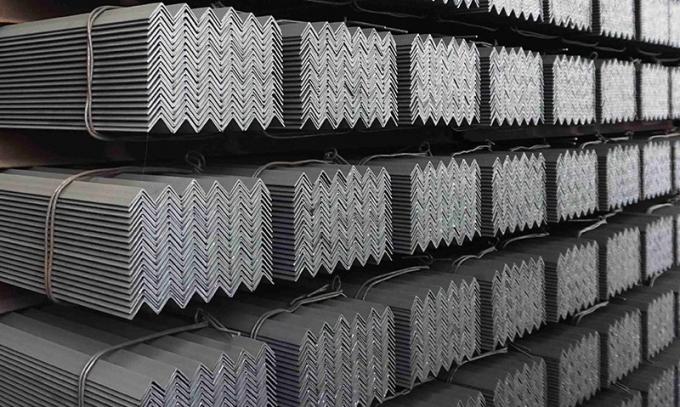 Carbon Steel 2 Inch Angle Bar Hot Rolled S235jr Grade Angle Iron ASTM A36 Equal 3
