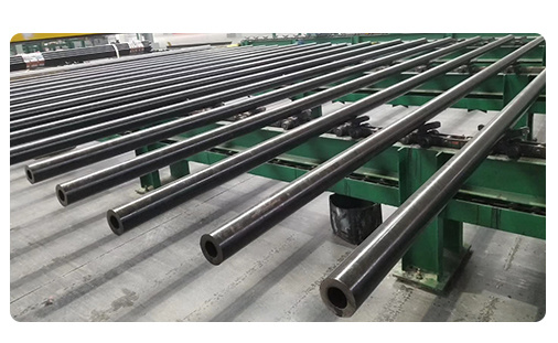 Hot Selling Oil Pipe Line API 5L ASTM A106 A53 Seamless Steel Pipe Carbon Steel Pipeline for Gas Tube with High Precision Price 2